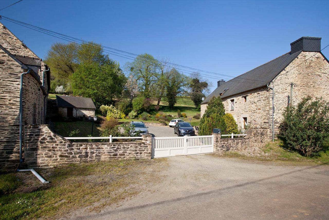 Stone Cottage With Modern Cosy Interior Near To Josselin Perfect Retreat For Writers Or Star Gazers Guégon المظهر الخارجي الصورة